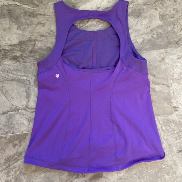Lululemon tank - Picture 3 of 6